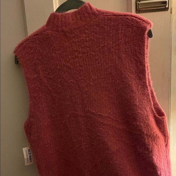 Old Navy Pink Sleeveless Turtleneck Sweater - Picture 4 of 5